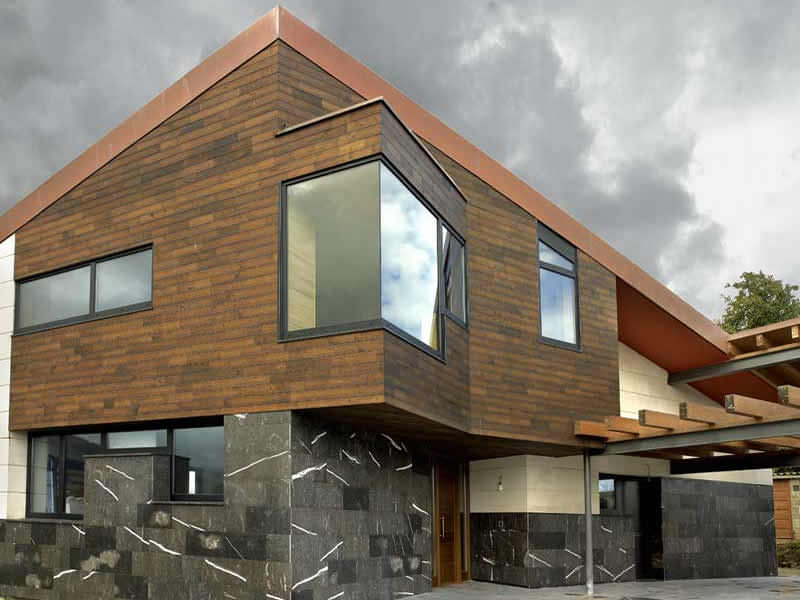 Casa de madera moderna: fachada principal